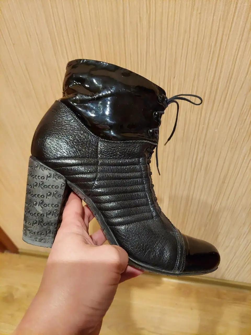 Жилет двусторонний, куртка и обувь 39 размера - Верхняя одежда и обувь (Одежда) в Барнаул