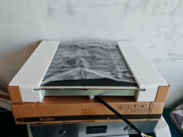 Варочная панель Haier новая в заводской упаковке - Утеплители в Барнаул