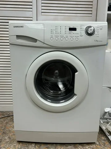 Стиральная машина Samsung 5.2 кг - Устройства в Барнаул