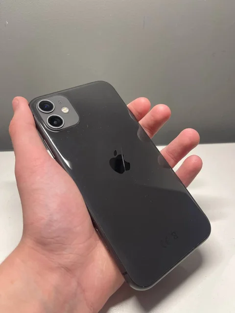 Продам iPhone 11 128GB - Электронные сигареты в Барнаул