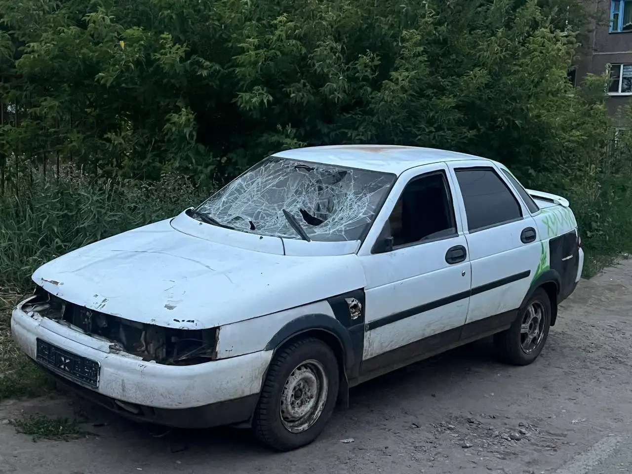 Ваз 2110 на запчасти и сабвуфер с магнитолой - Автомобили запчасти, автозвук (Авто) в Барнаул