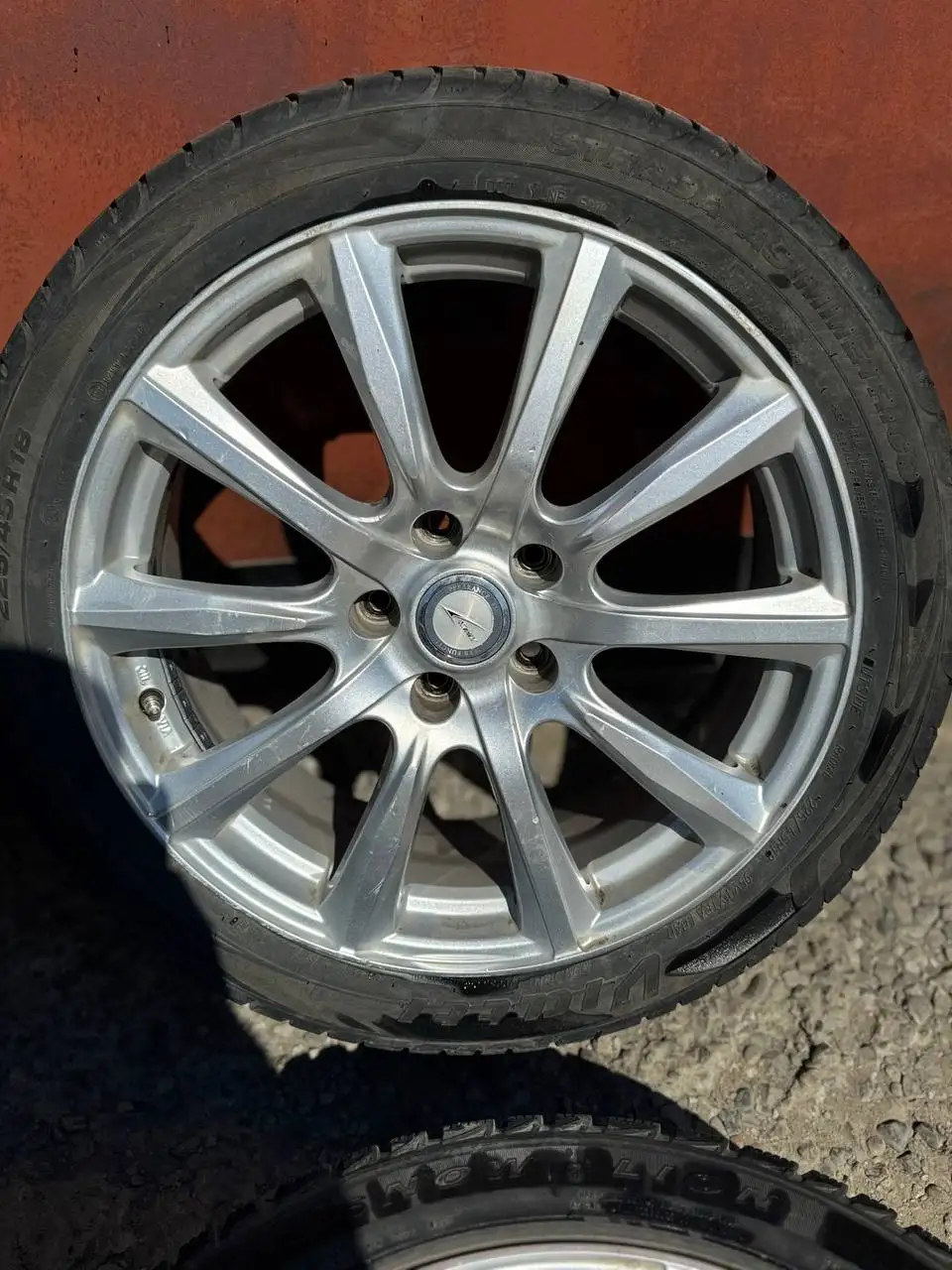 Продам диски R18 5x114.3 с резиной - Диски (Авто) в Барнаул
