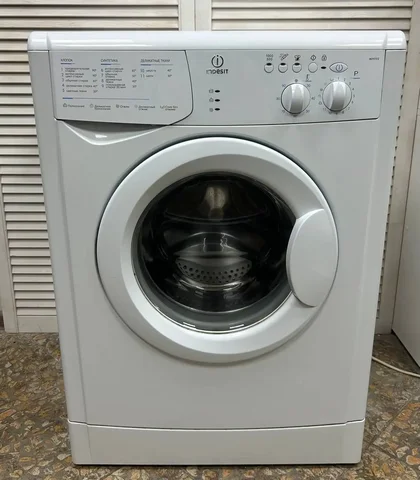 Продаю стиральную машину Indesit - Аудио в Барнаул