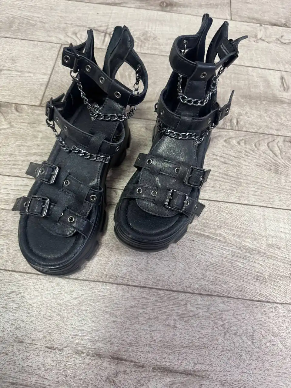 Детские босоножки размер 34-35