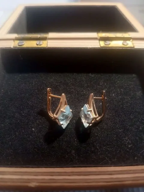 Серьги 585 пробы с топазами - Инструменты в Барнаул