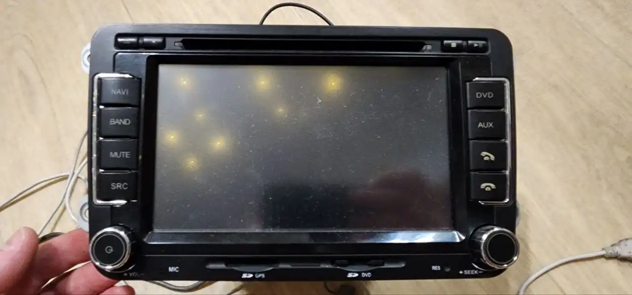 Магнитола на Volkswagen Tiguan 1 с рамкой - Аудиотехника (Авто) в Барнаул