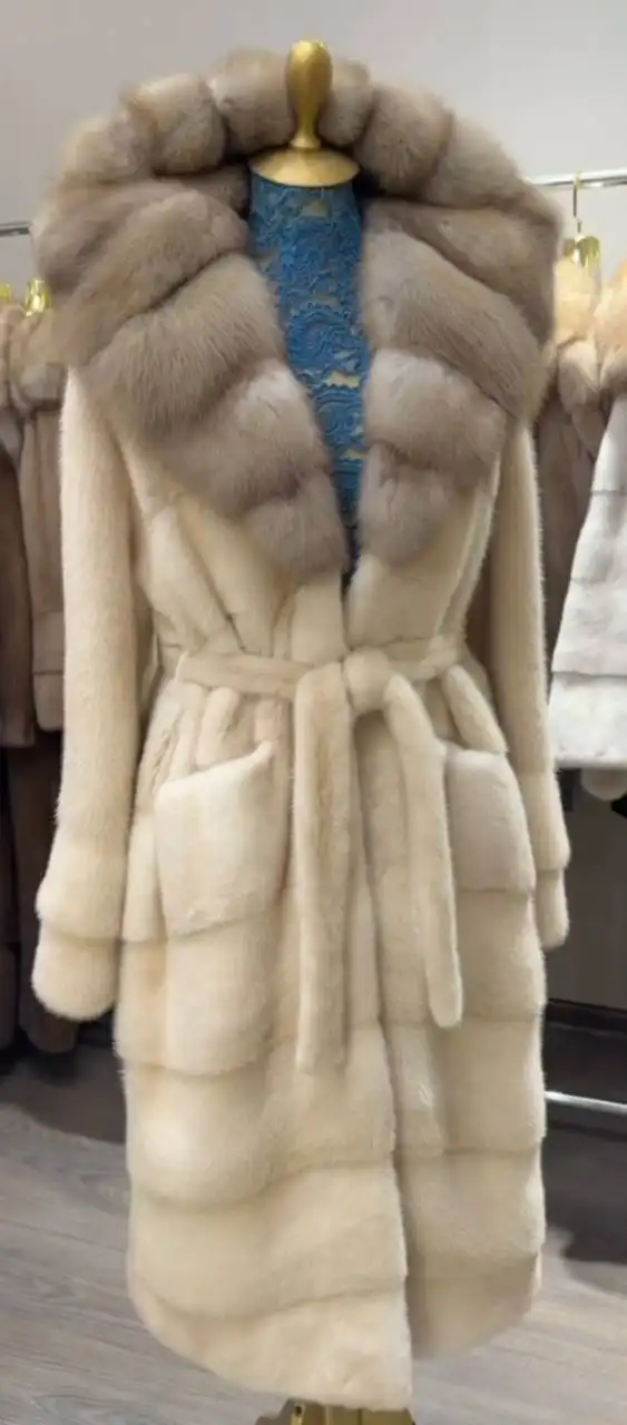 Продам шубу Б/У норковую+куница - Верхняя одежда (Одежда) в Барнаул