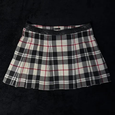 Burberry type юбка размер M - Вечерняя одежда в Барнаул