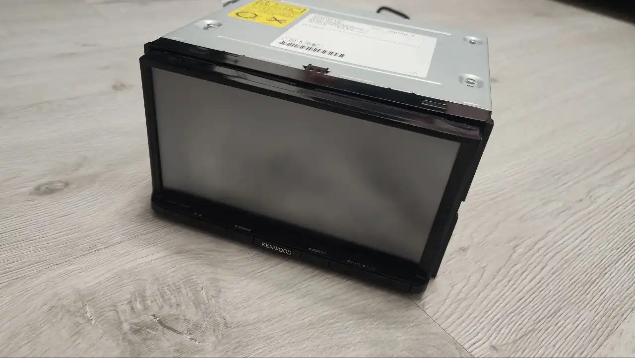 Продам магнитоллу Kenwood MDV-L502 2015 года - Автомобильная электроника (Электроника) в Барнаул