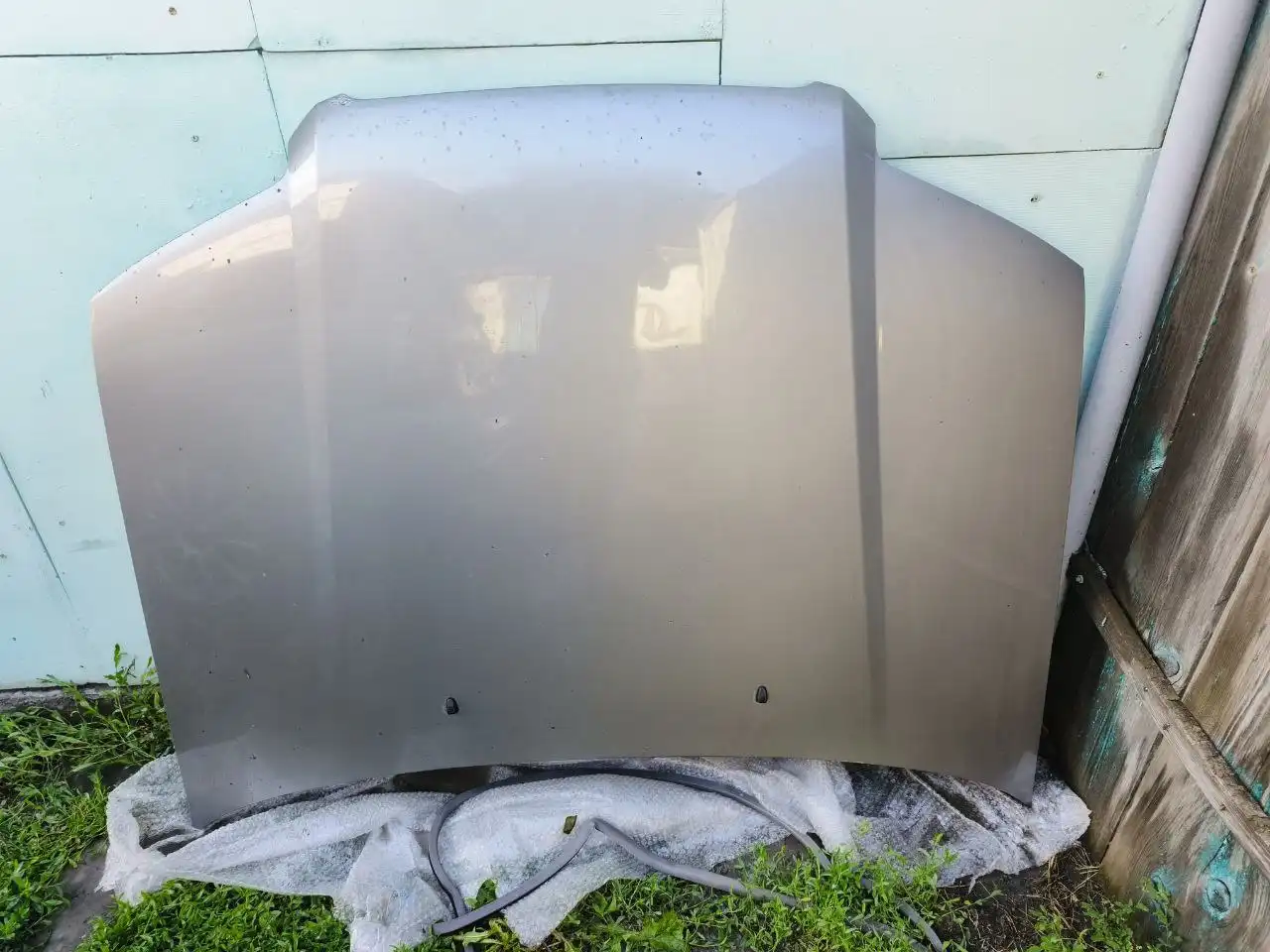 Продам капот Subaru Forester SG рестайл - Кузовные детали (Запчасти) в Барнаул