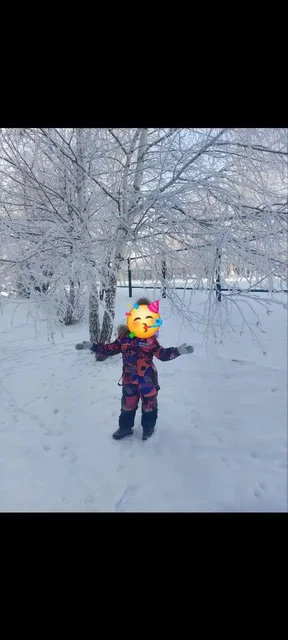 Продам зимний комбинезон на рост 122 - Электромобили в Барнаул