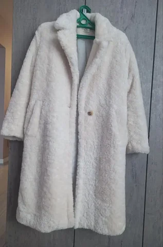 Искусственная шубка размер S идеальное состояние - Вечерняя одежда в Барнаул