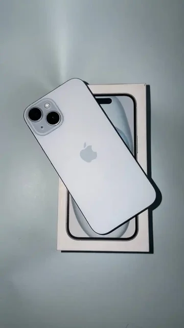 Продам iPhone 15 128GB и iPhone 16 - Телевизоры в Барнаул