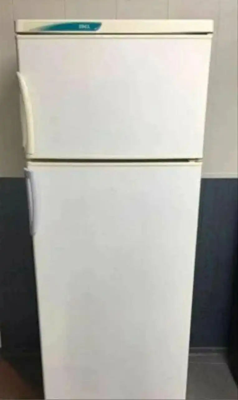 Продам рабочий холодильник Стинол - Холодильники (Барахолка) в Барнаул