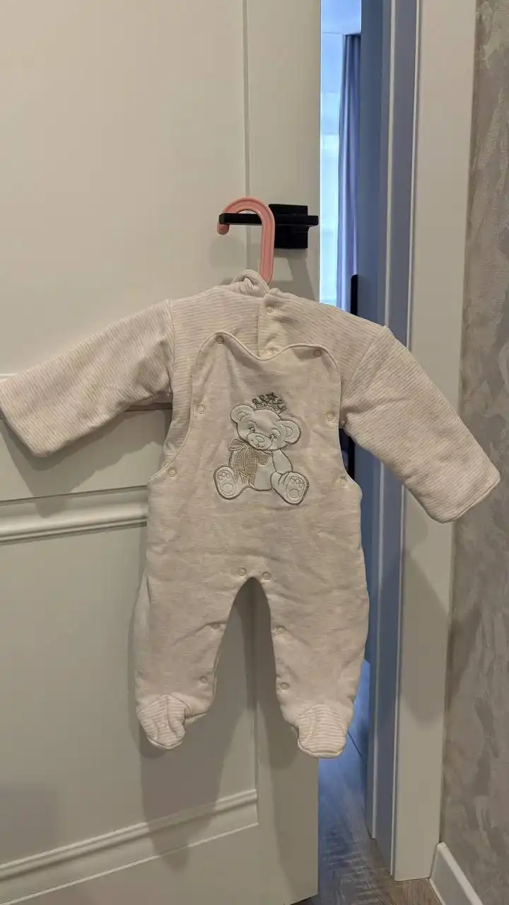 Продажа детских комбинезонов для весны и осени - Детская одежда (Товары для детей) в Барнаул