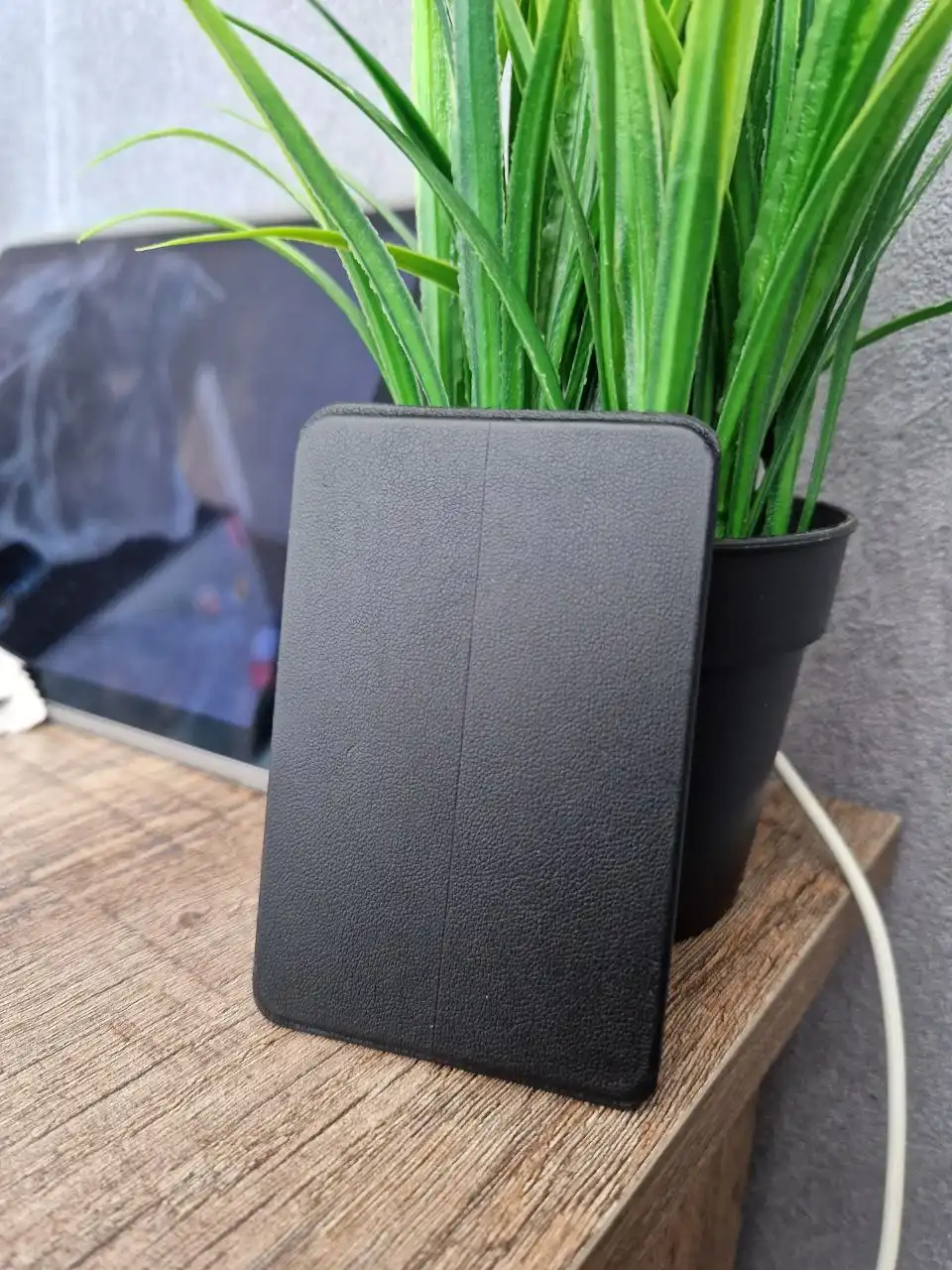 Картхолдер Pitaka с дефектом - Аксессуары (Барахолка) в Барнаул