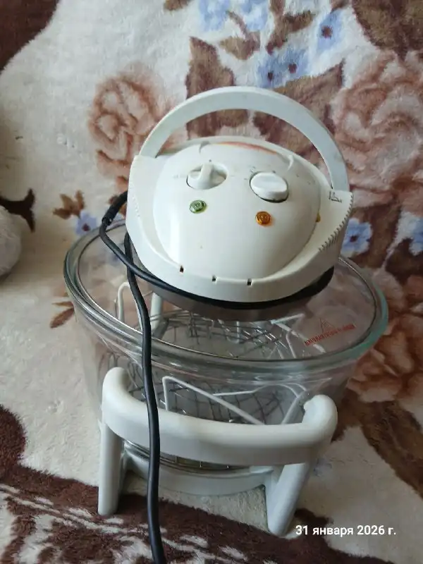 Продам рабочий аэрогриль с решетками и шипцами - Кухонная техника (Для дома и дачи) в Барнаул