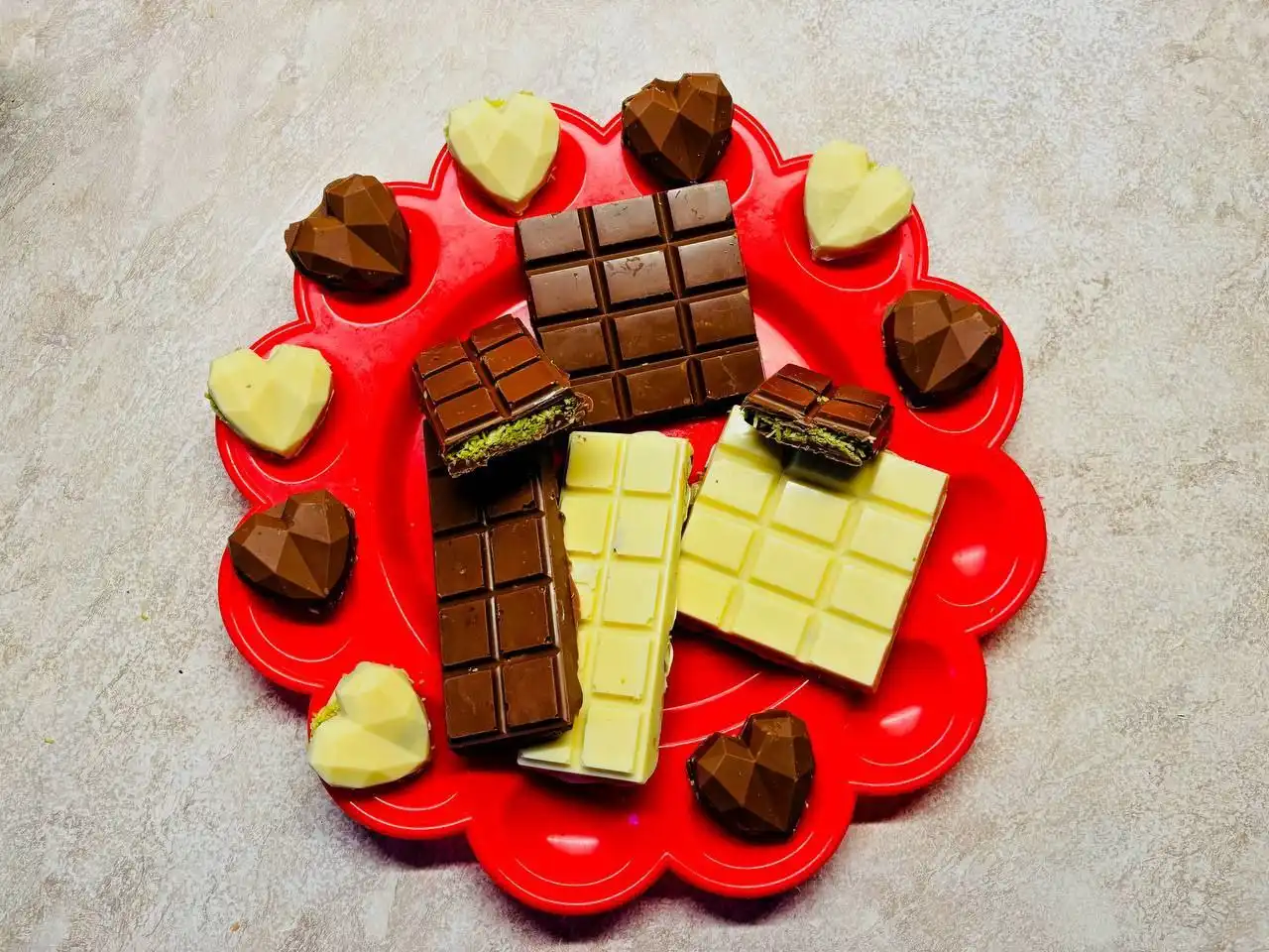 Оригинальный дубайский шоколад с фисташковой пастой и катаифи - Продукты питания (Хобби и отдых) в Барнаул