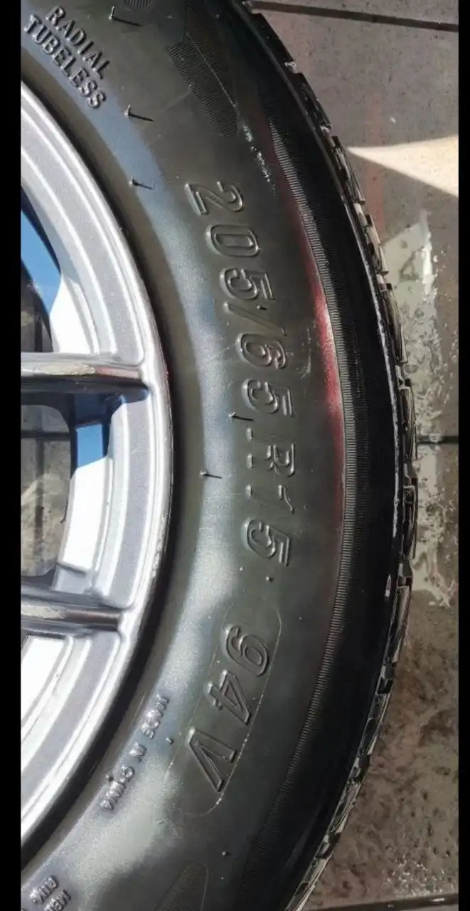 Колеса летние R15 с дисками и шинами Mazzini - Запчасти (Авто) в Барнаул