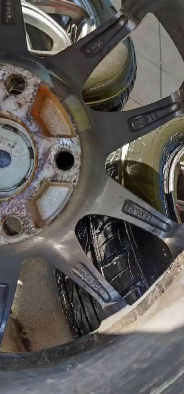 Колеса летние R15 с дисками и шинами Mazzini - Запчасти (Авто) в Барнаул