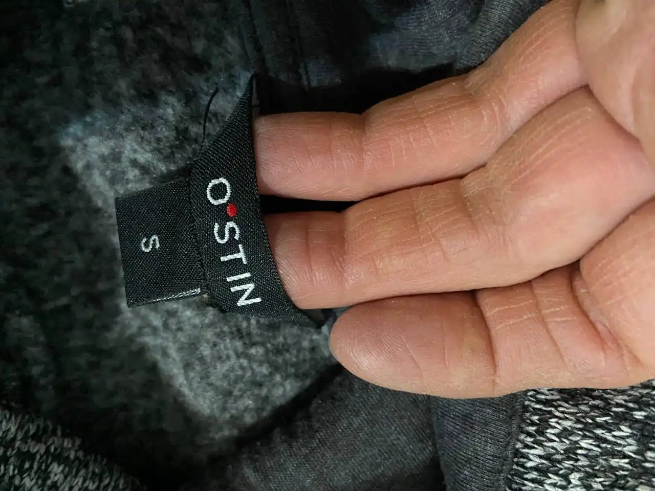 Продам джемпер р-р 44-46 серого цвета - Верхняя одежда (Одежда) в Барнаул