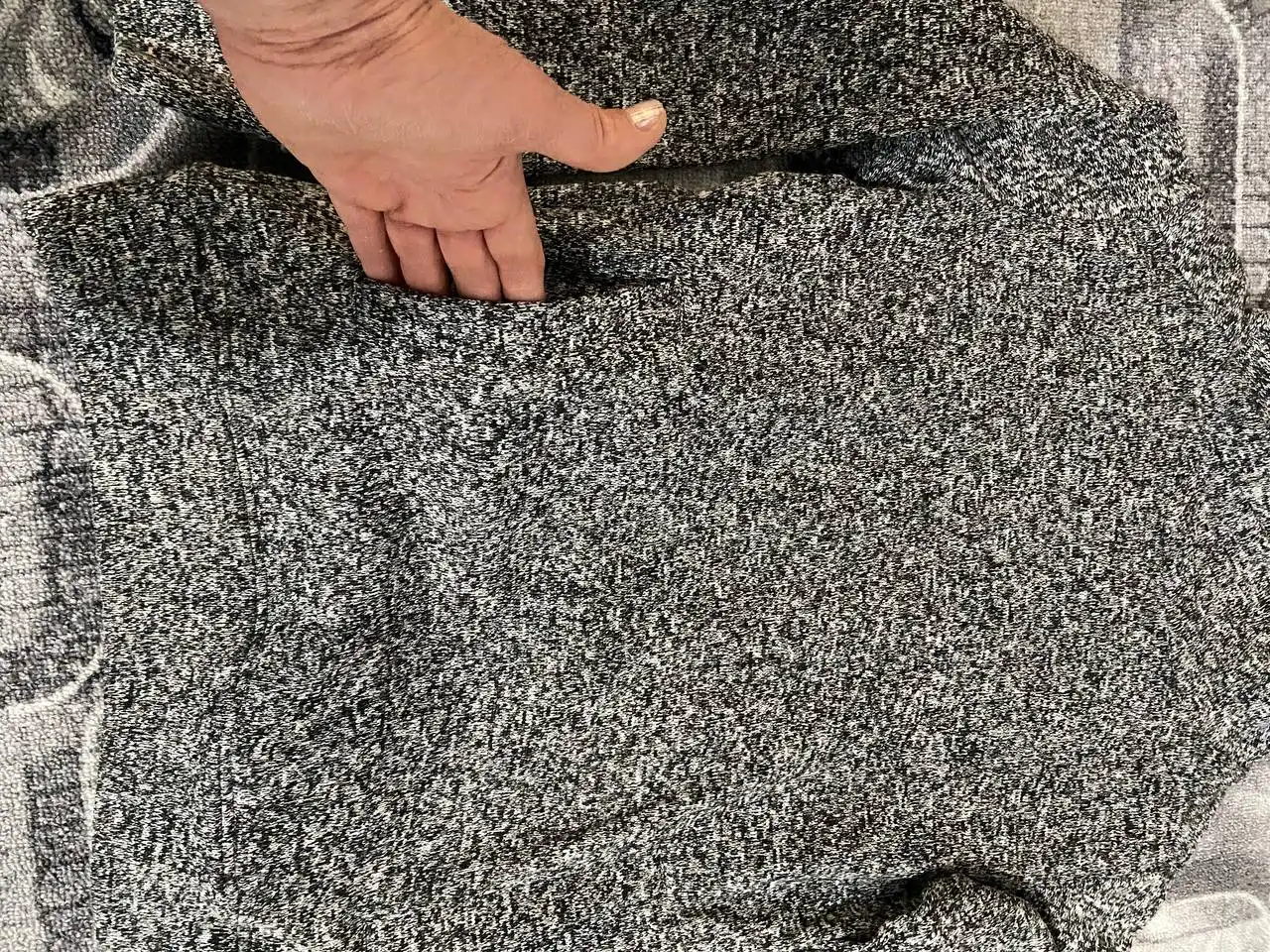 Продам джемпер р-р 44-46 серого цвета - Верхняя одежда (Одежда) в Барнаул