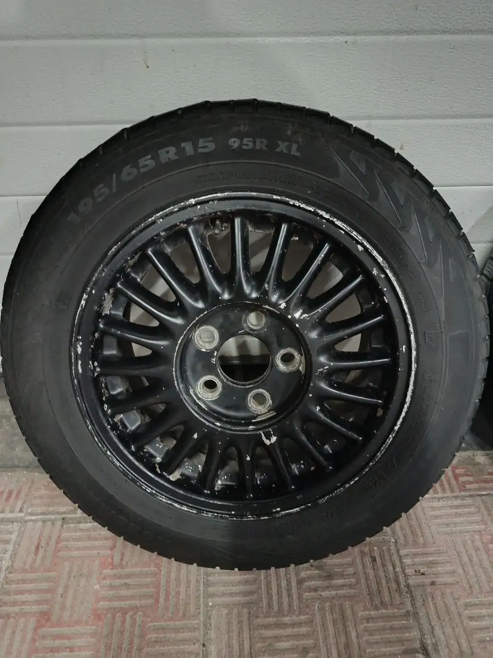 Продам комплект колес R15 5х114.3 - Запчасти (Авто) в Барнаул