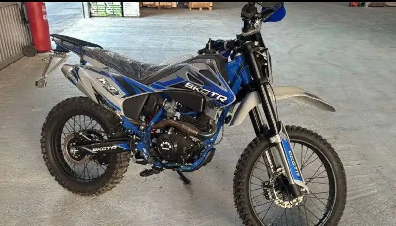 Продажа мотоцикла Эндуро 300 кубов - Мотоциклы (Авто) в Барнаул