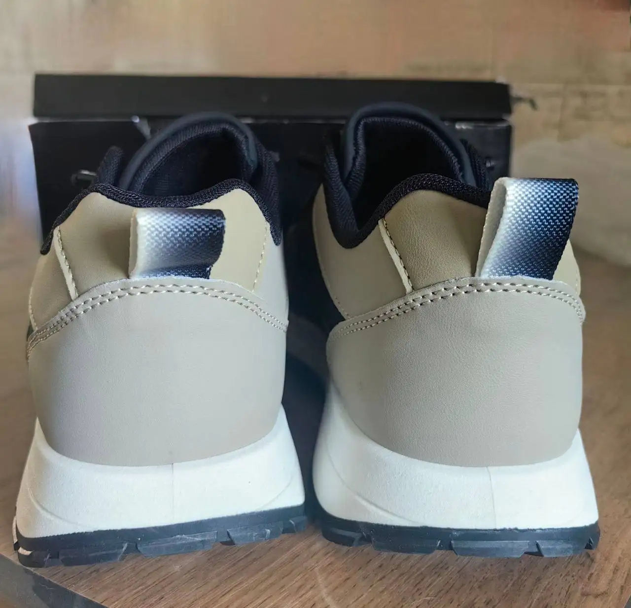 Мужские кроссовки 43.5 размер - Обувь (Одежда) в Барнаул