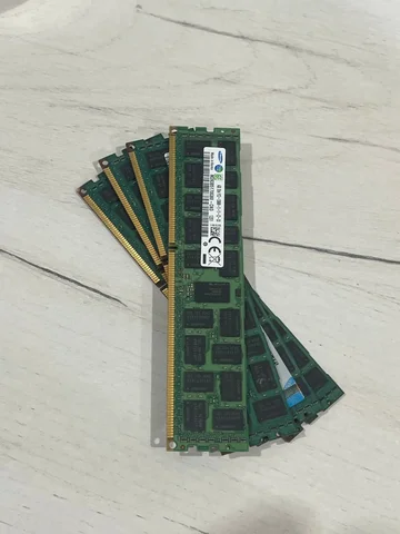 Продам DDR3 оперативную память 4ГБ 1600МГц - Вейп в Ульяновск
