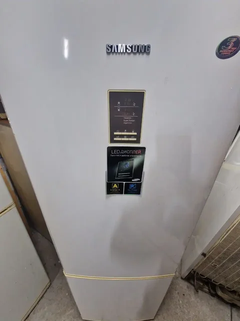Продам холодильник Samsung NoFrost - частное объявление в Ульяновск