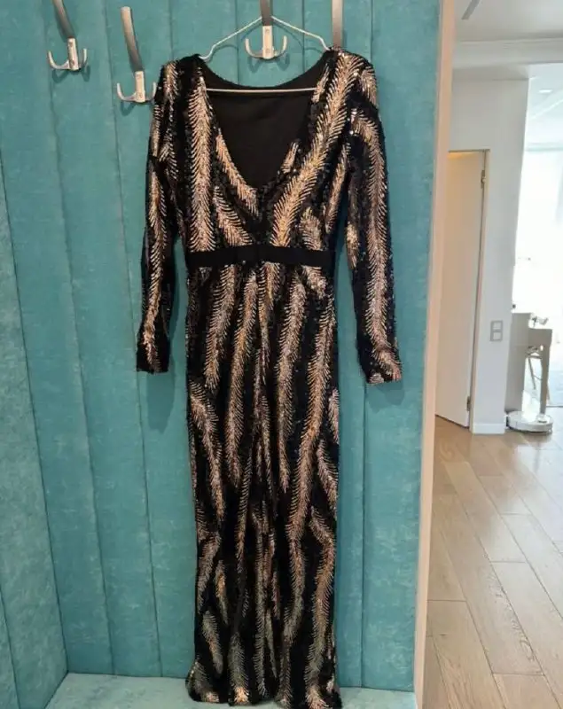 Продам платье размер 44, б/у 1 раз - Женская одежда (Одежда) в Ульяновск