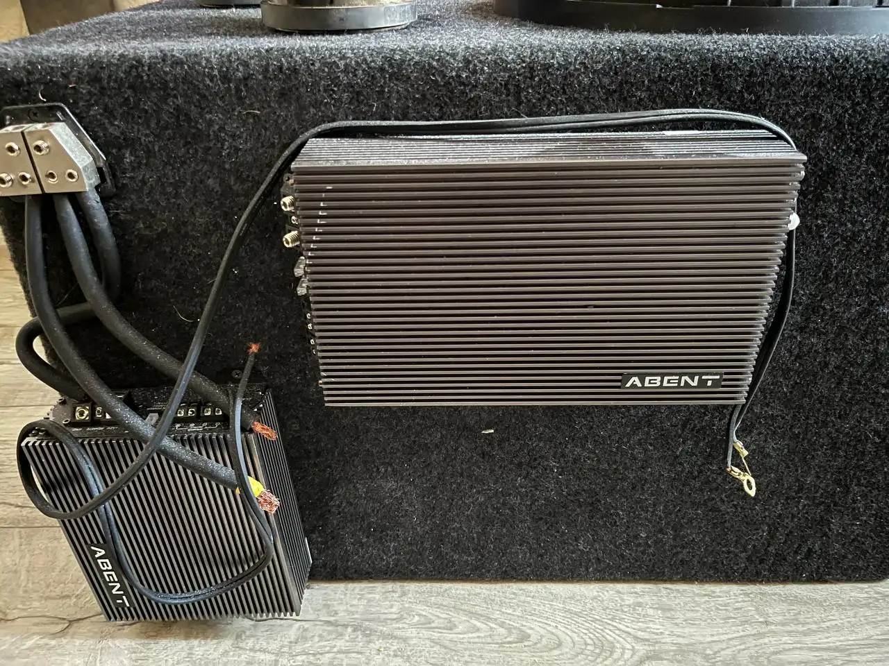 Продажа автомобильных сабвуферов и комплекта акустики - Акустика (Авто) в Ульяновск