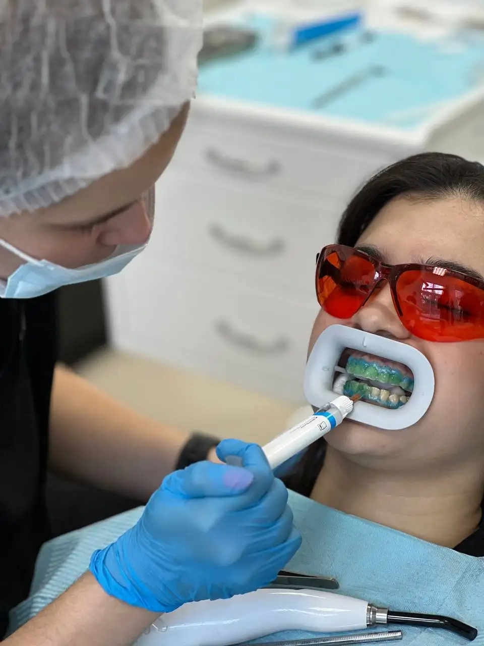 Профессиональная гигиена полости рта и лечение кариеса в Ульяновске - Услуги в Ульяновск