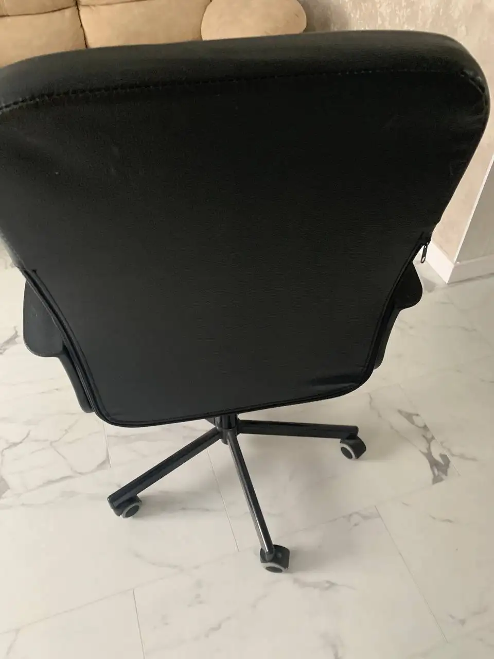 Кресло из ИКЕЯ в очень хорошем состоянии - Мебель (Для дома и дачи) в Ульяновск