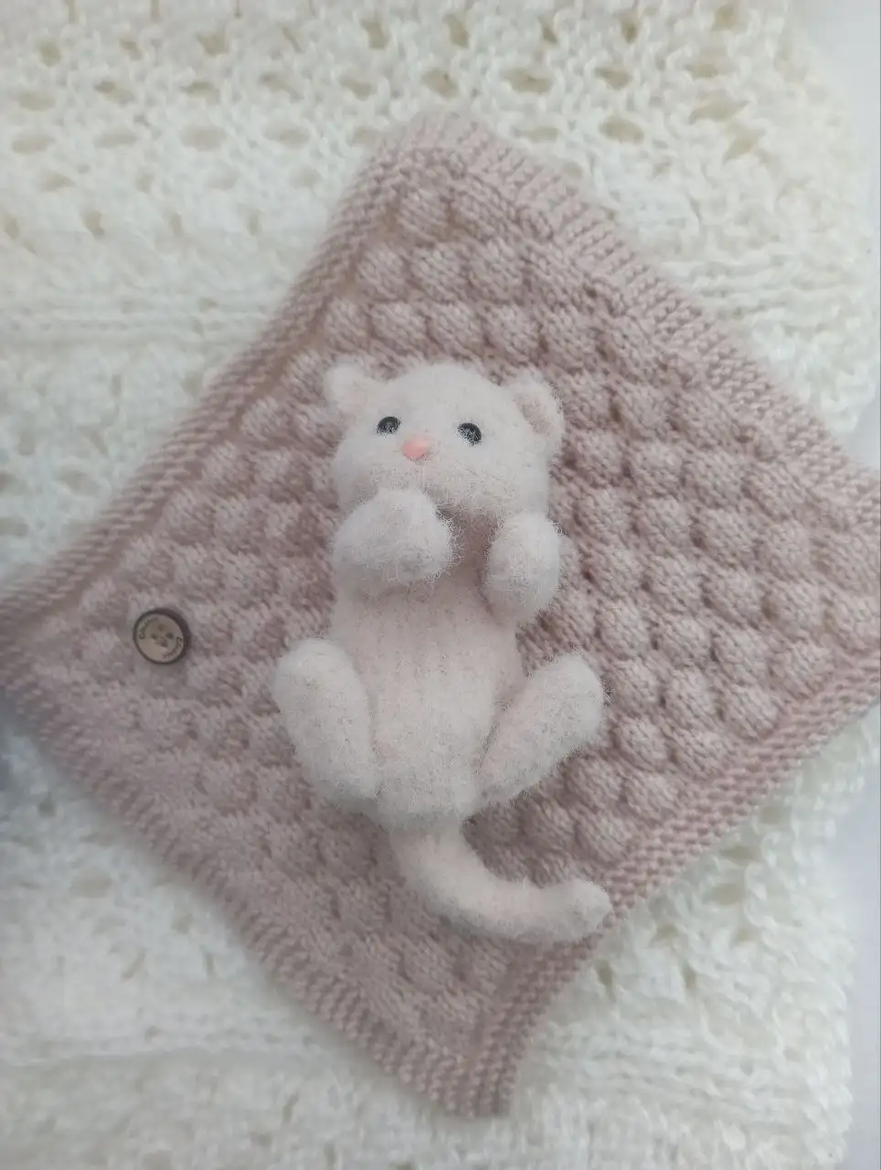 Вязаные игрушки: котенок и щенок в корзинке - Рукоделие (Хобби и отдых) в Ульяновск