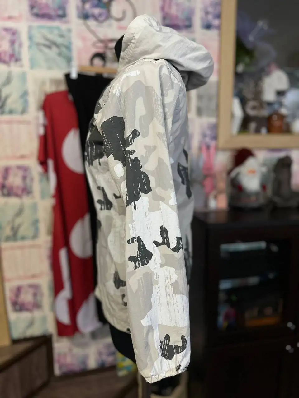 Стильная ветровка для подростка 12-13 лет - Верхняя одежда (Одежда) в Ульяновск