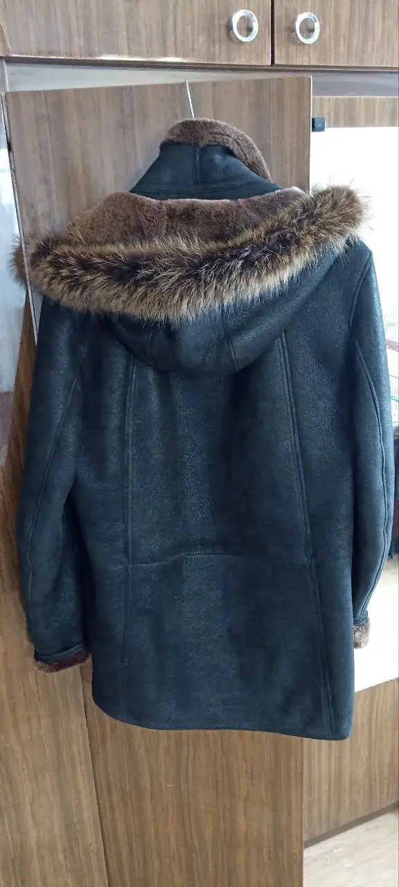 Продам дубленку с мехом енота - Верхняя одежда (Одежда) в Ульяновск