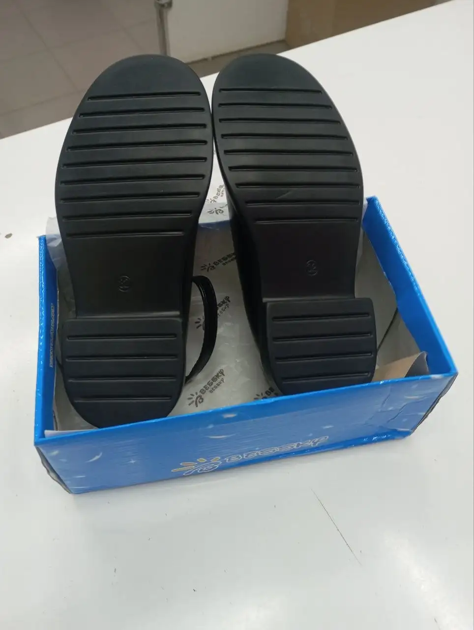 Новые школьные туфли для девочки размер 32 - Обувь (Товары для детей) в Ульяновск