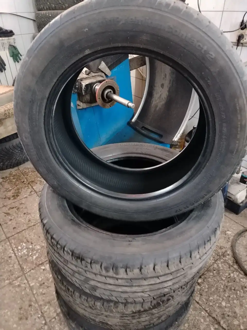 Автошины 215/55/17 в хорошем состоянии - Шины и диски (Авто) в Ульяновск