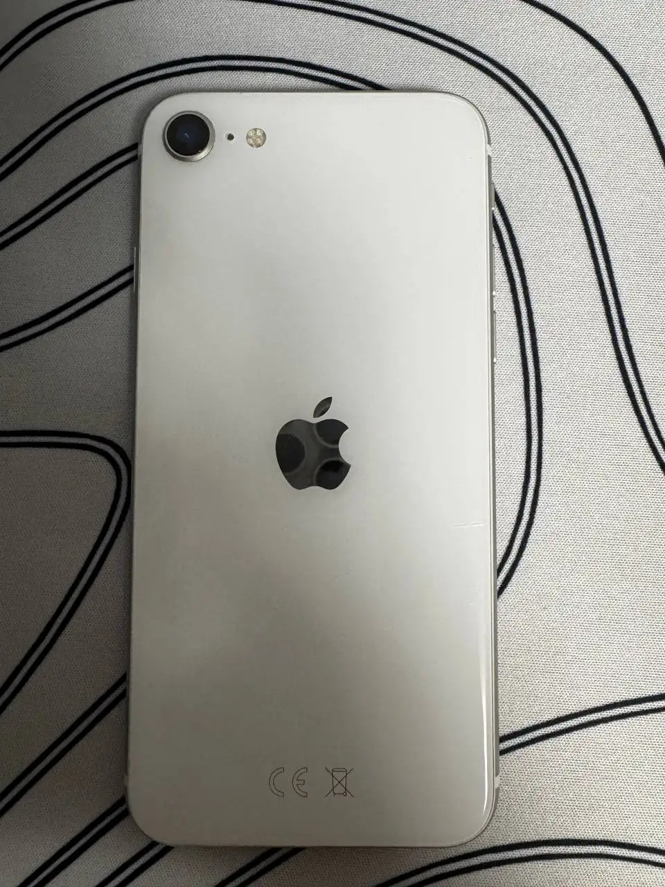 Продам/обменяю iPhone SE 2022 в идеальном состоянии - Смартфоны (Электроника) в Ульяновск