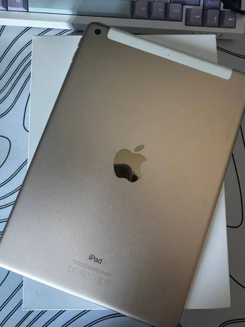 Продам/обменяю iPad 5 поколения - Планшеты (Электроника) в Ульяновск