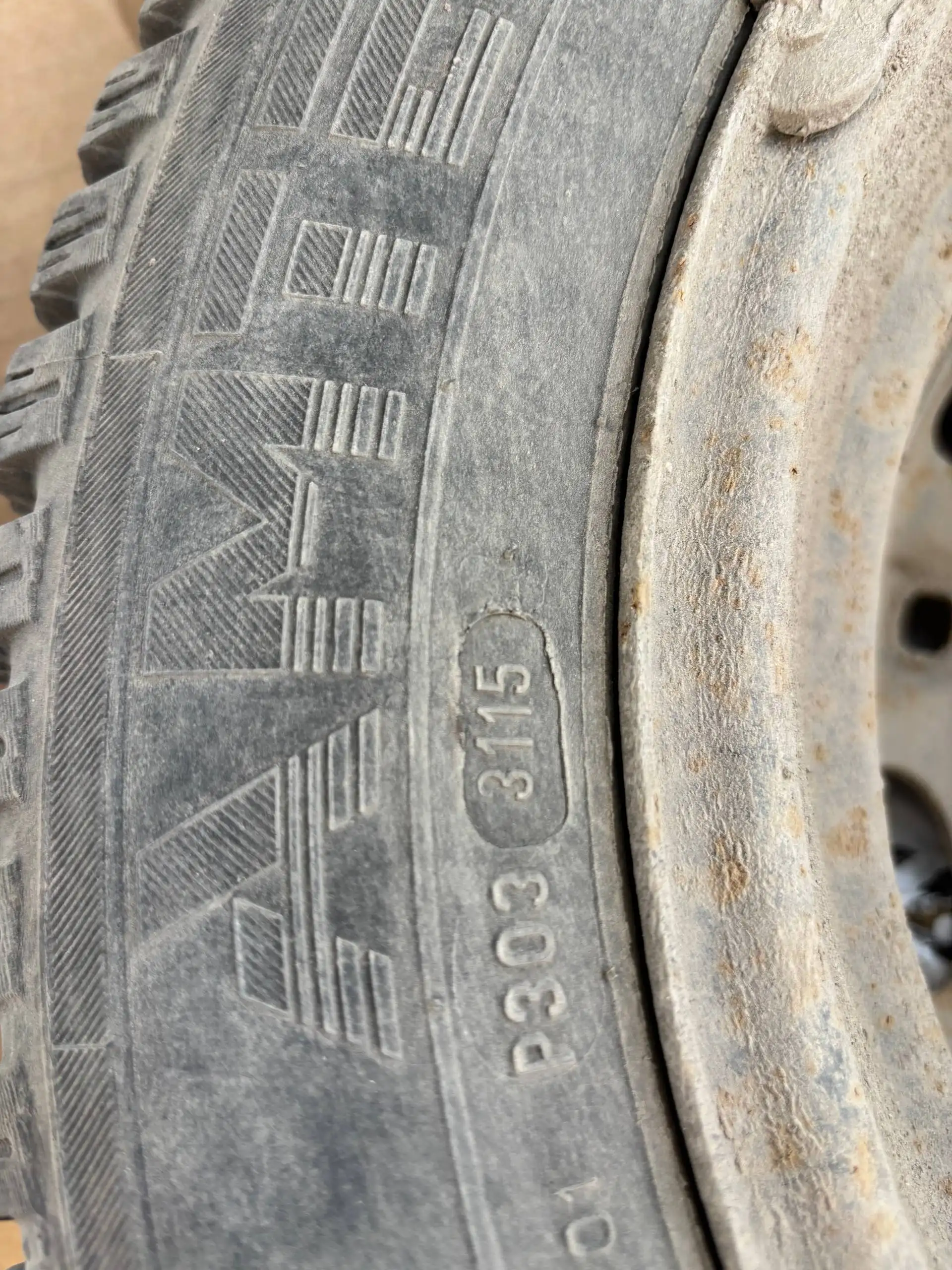 Продажа зимних колес на штампах VAG - Шины и диски (Авто) в Ульяновск