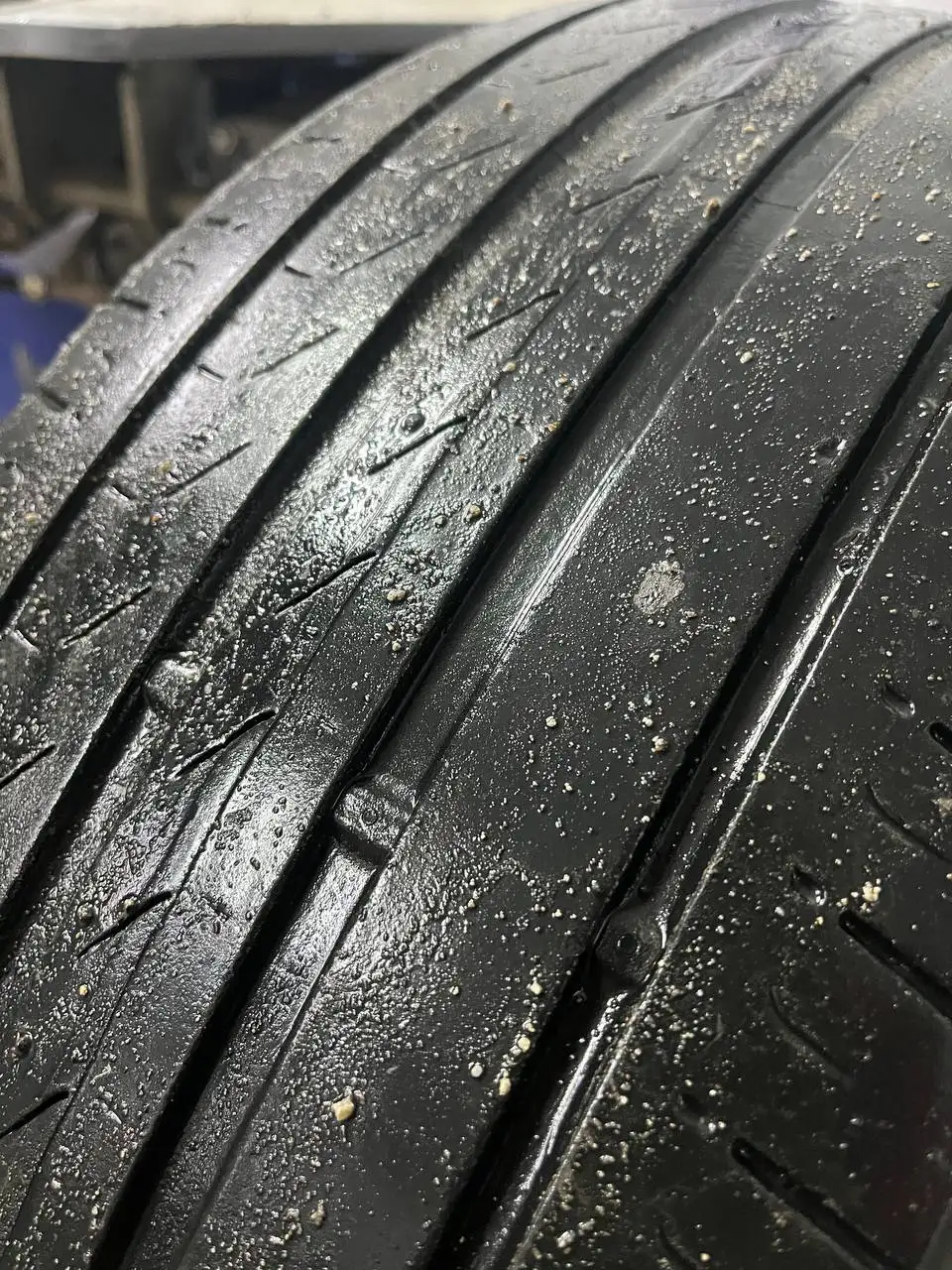 Резина R19 225-55 в хорошем состоянии - Шины и диски (Авто) в Ульяновск