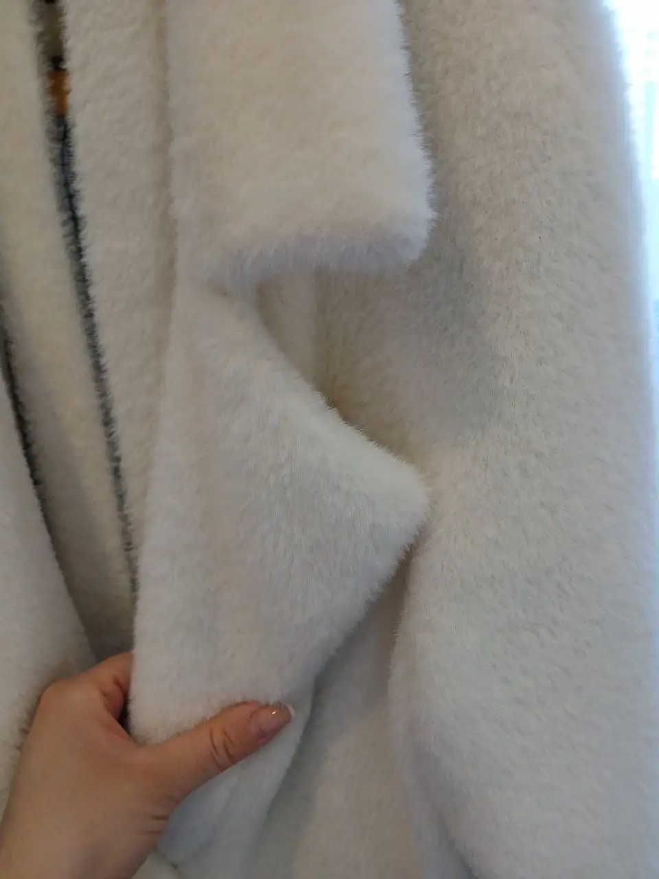 Пальто из искусственного меха 42 размер - Верхняя одежда (Одежда) в Ульяновск