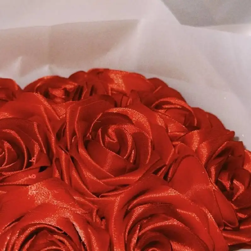 Атласные розы ручной работы - вечный букет - Рукоделие (Хобби и отдых) в Ульяновск