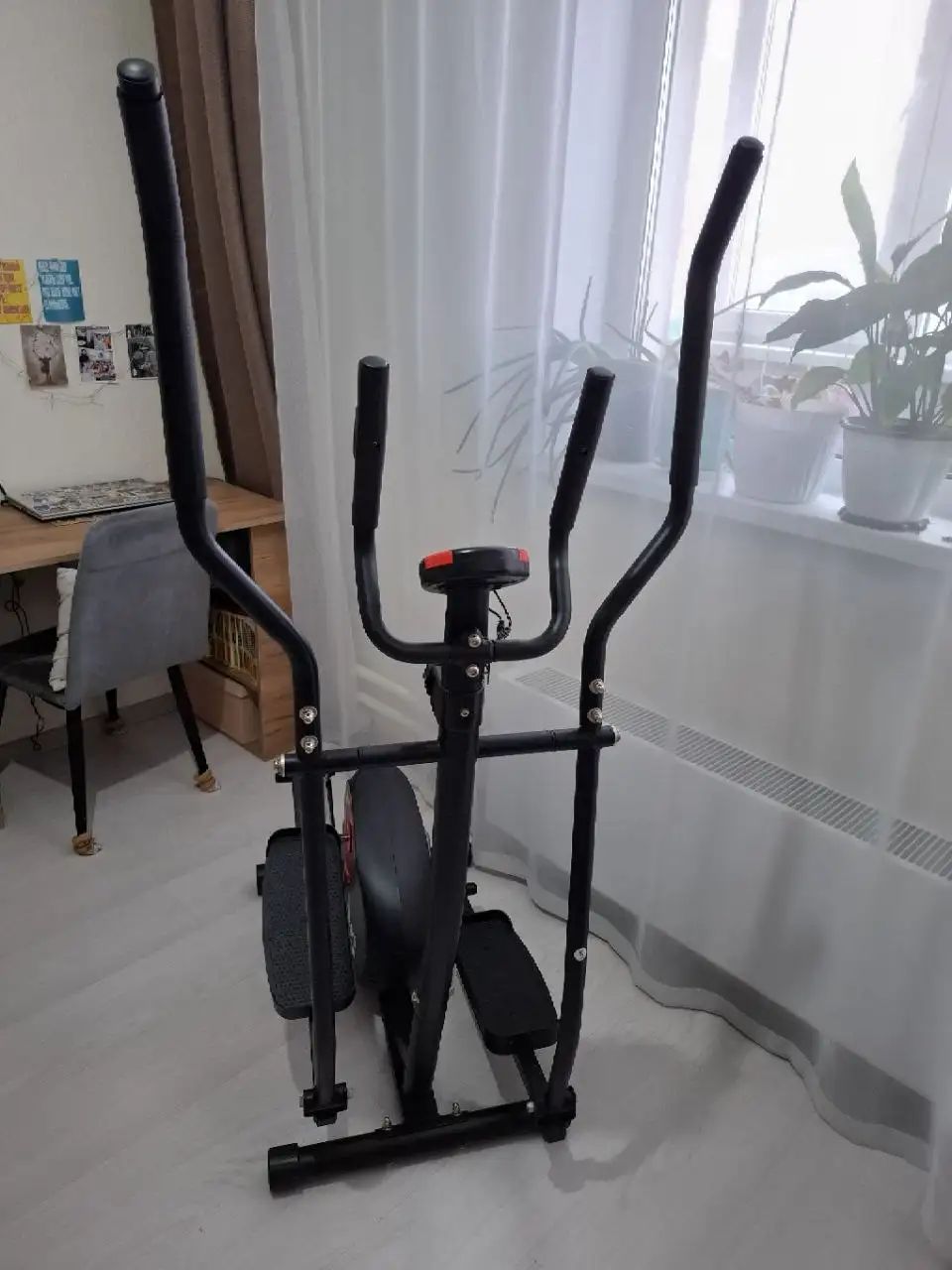 Эллиптический тренажер Sundays Fitness GB-1039E - Спортивное оборудование (Хобби и отдых) в Ульяновск