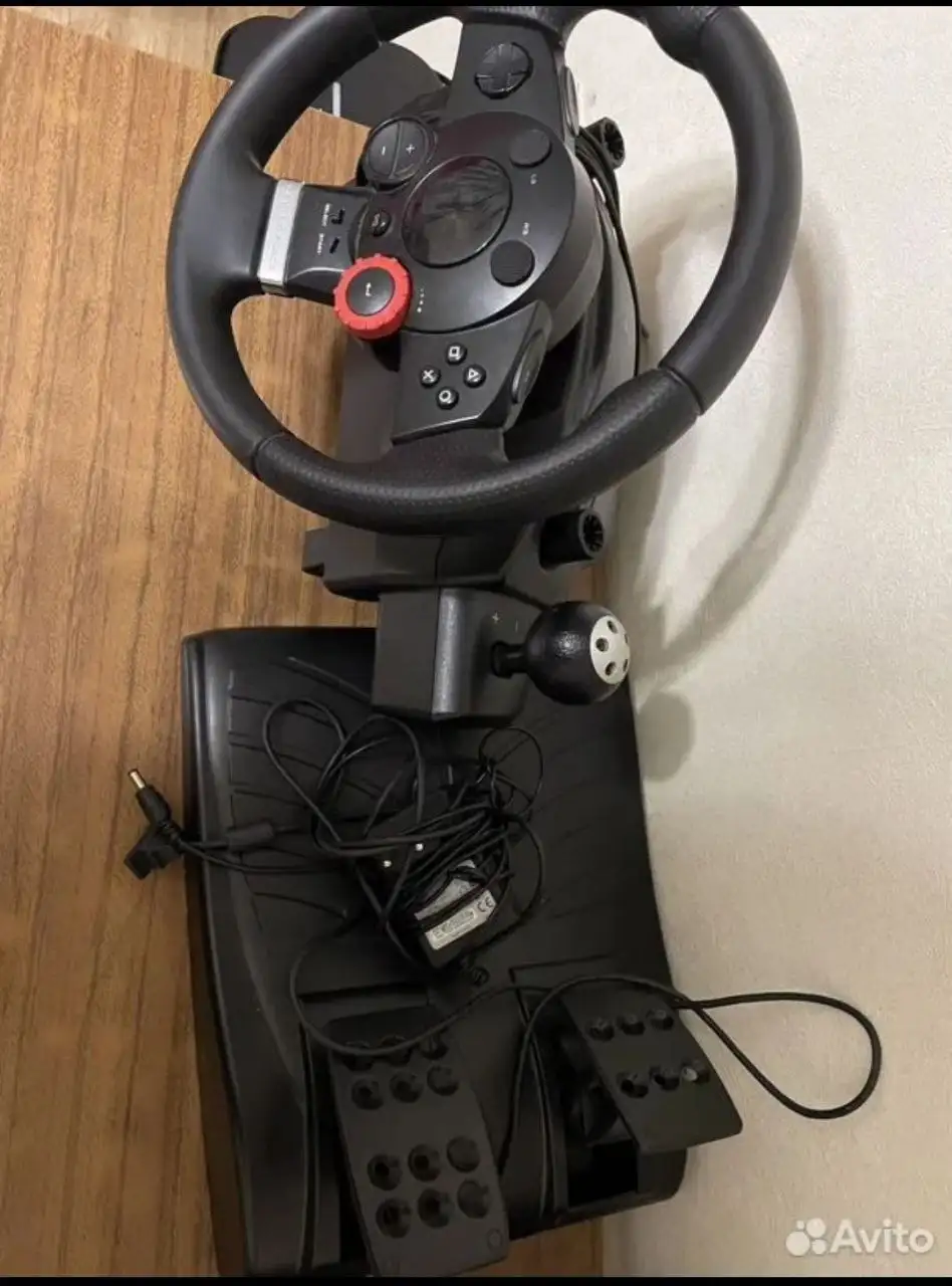 Продам игровой руль Logitech Driving Force GT - Игровые аксессуары (Электроника) в Ульяновск