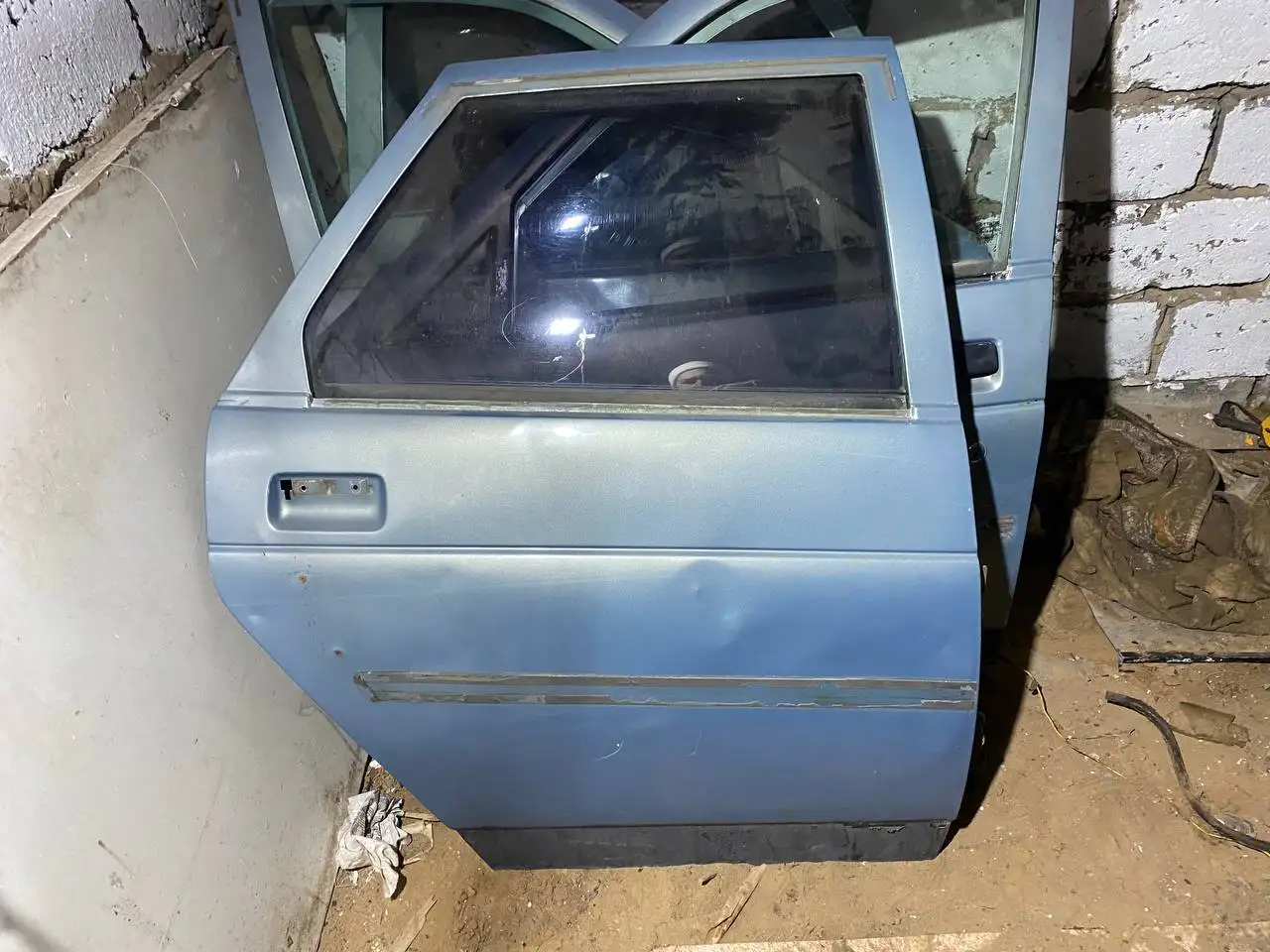 Продам двери на ВАЗ 2110 - Запчасти для автомобилей (Авто) в Ульяновск
