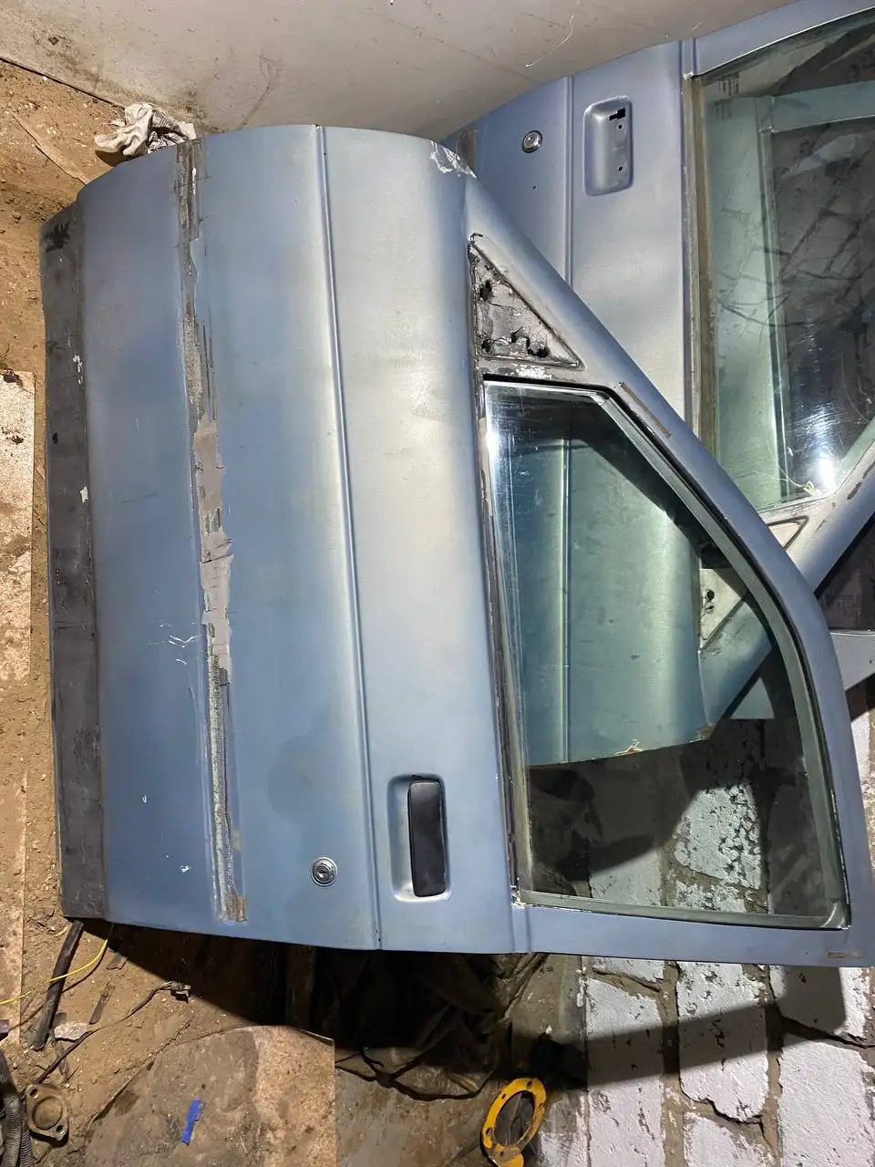 Продам двери на ВАЗ 2110 - Запчасти для автомобилей (Авто) в Ульяновск